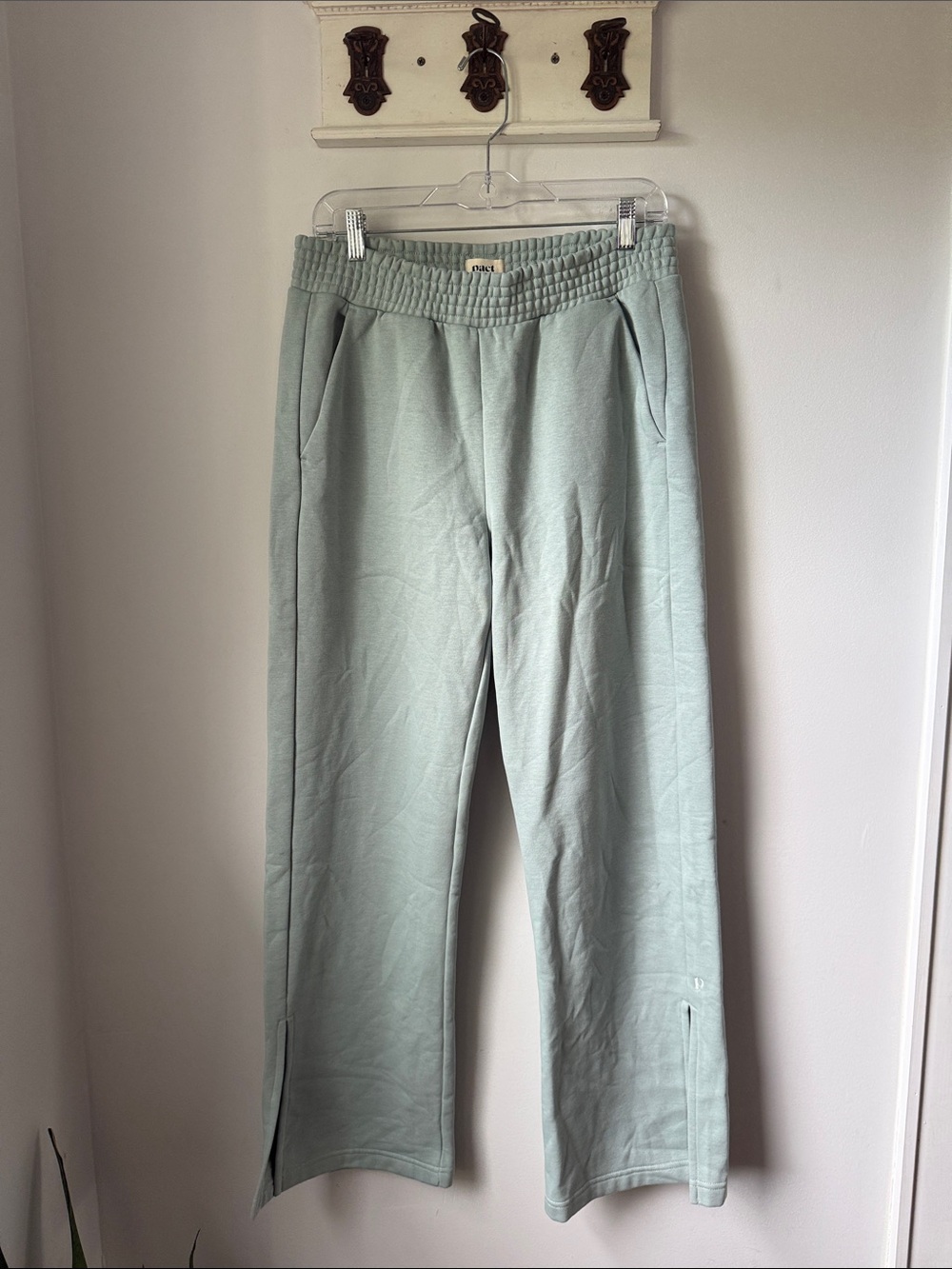 Pact Sage Green Women’s Jogger Pants High rise split hem 100% Organic cotton